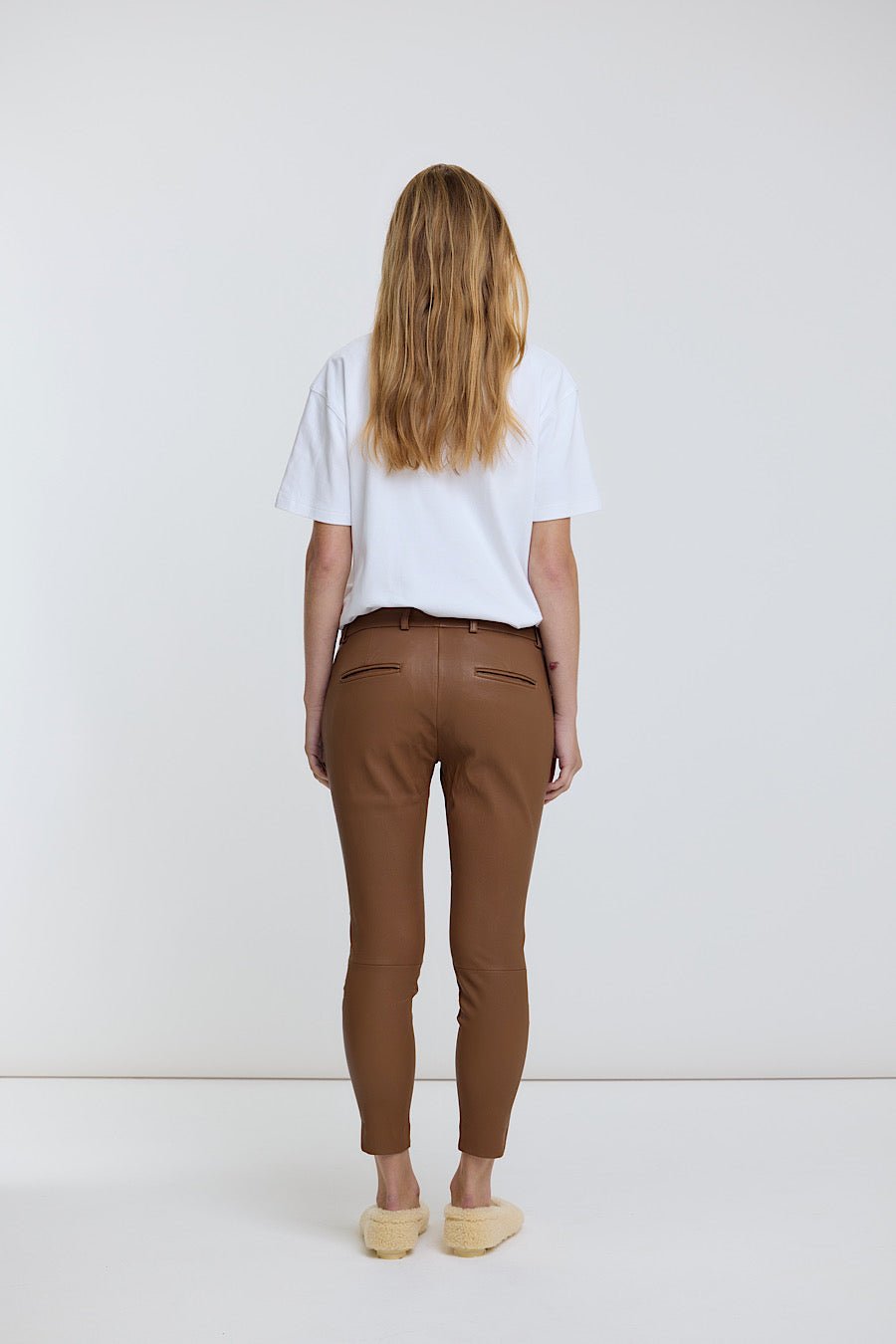 CAMEL STRETCH LEATHER BOYFRIEND - OLIVIA SHEED