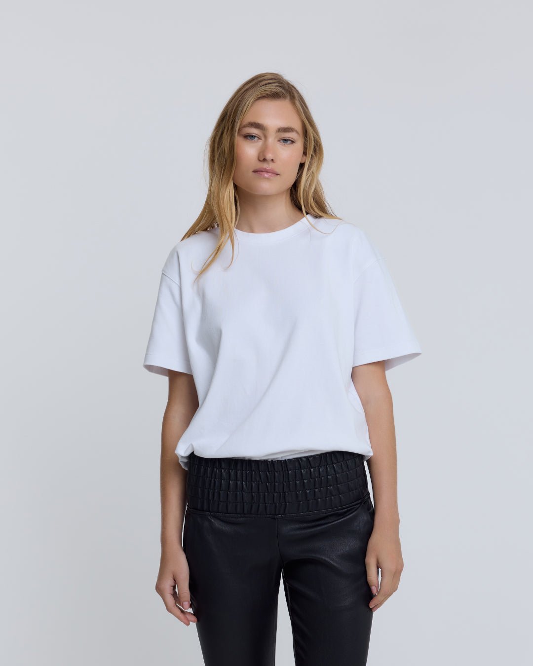 LA LA TEE - OLIVIA SHEED