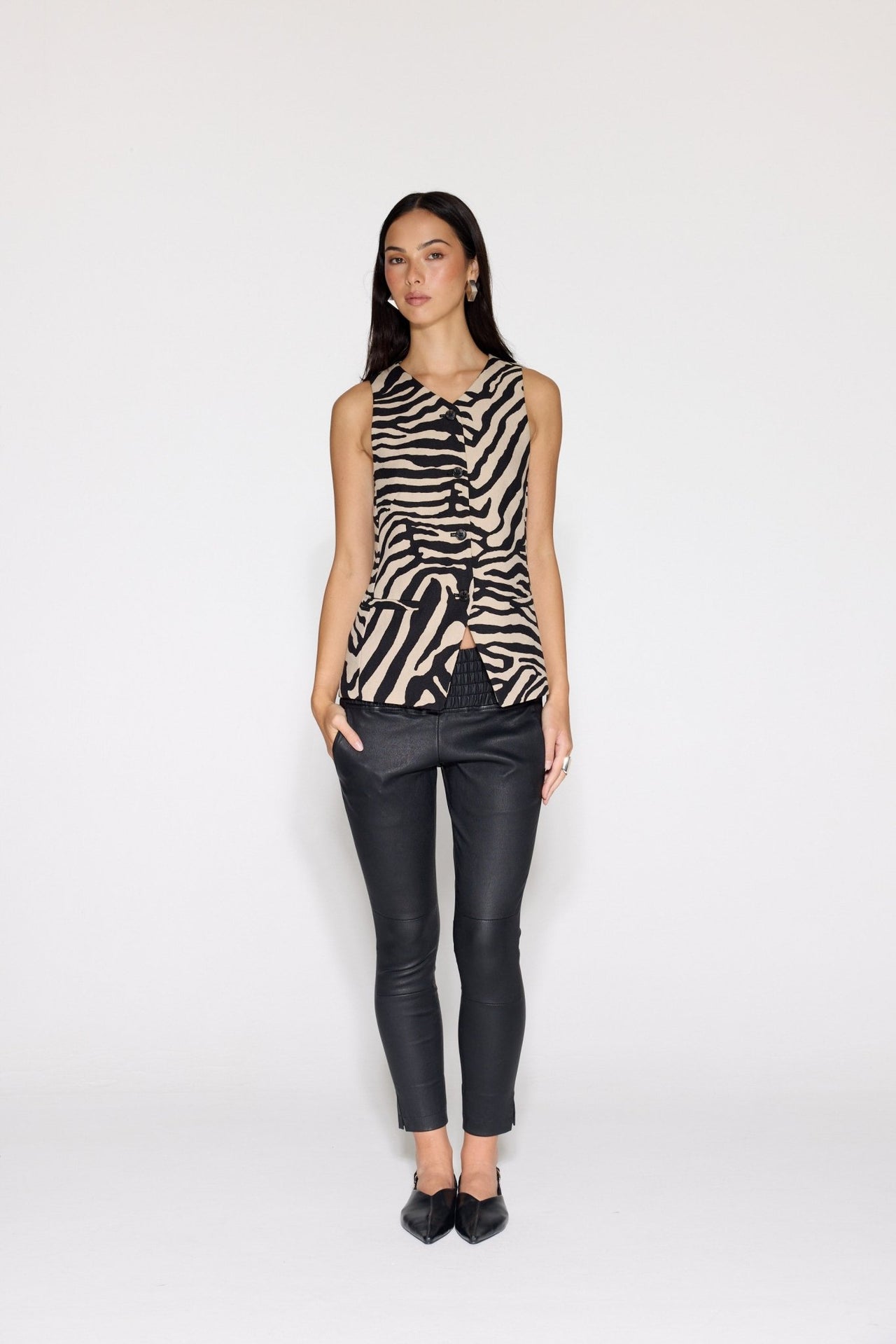 STRETCH LEATHER JOGGER - OLIVIA SHEED